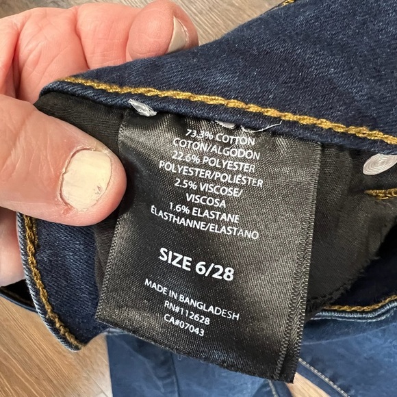 TAHARI MID-RISE STRETCH DENIM ANKLE JEANS SZ 6/28 - Picture 7 of 8